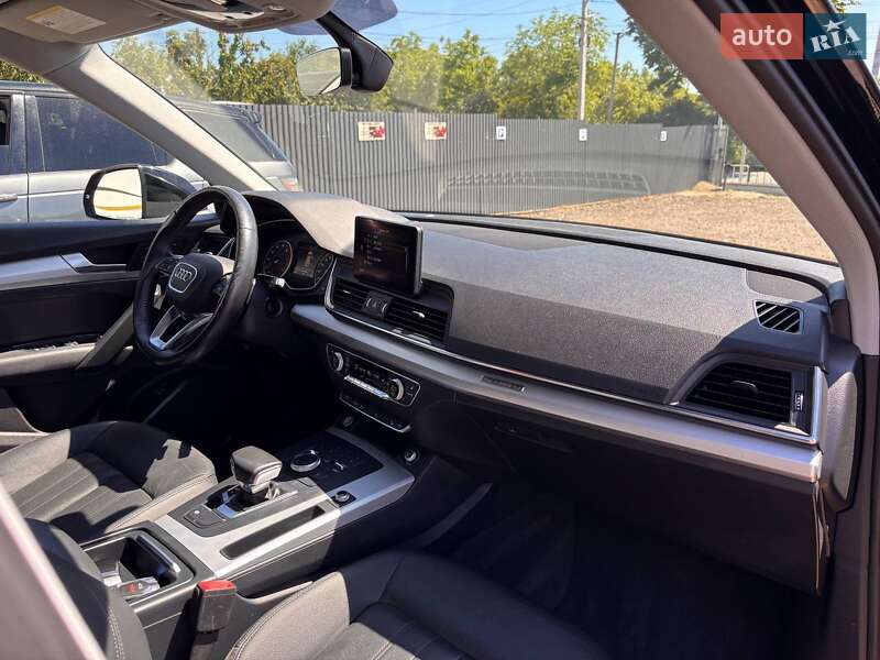 Внедорожник / Кроссовер Audi Q5 2018 в Львове