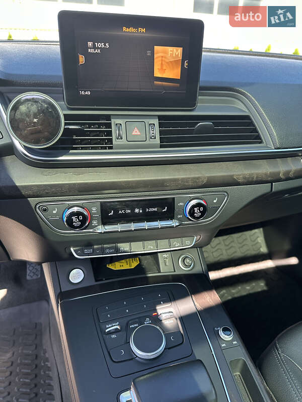 Внедорожник / Кроссовер Audi Q5 2020 в Луцке