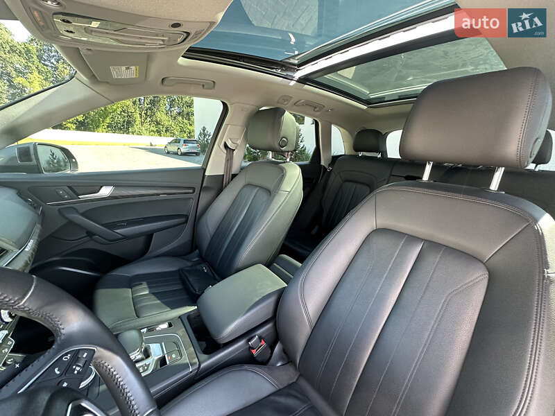 Внедорожник / Кроссовер Audi Q5 2020 в Луцке
