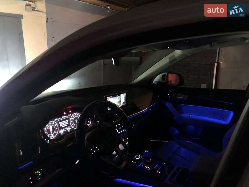 Внедорожник / Кроссовер Audi Q5 2018 в Львове