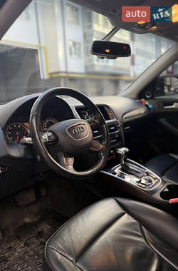 Внедорожник / Кроссовер Audi Q5 2016 в 