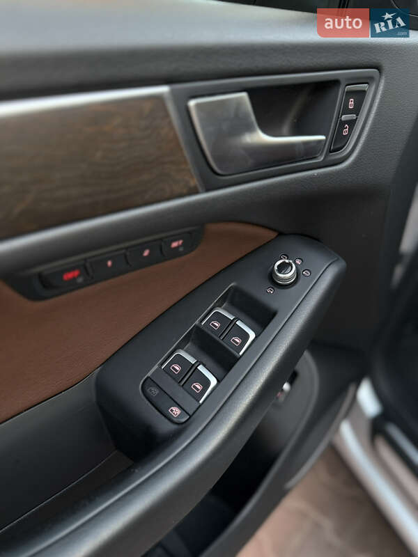 Внедорожник / Кроссовер Audi Q5 2014 в Киеве