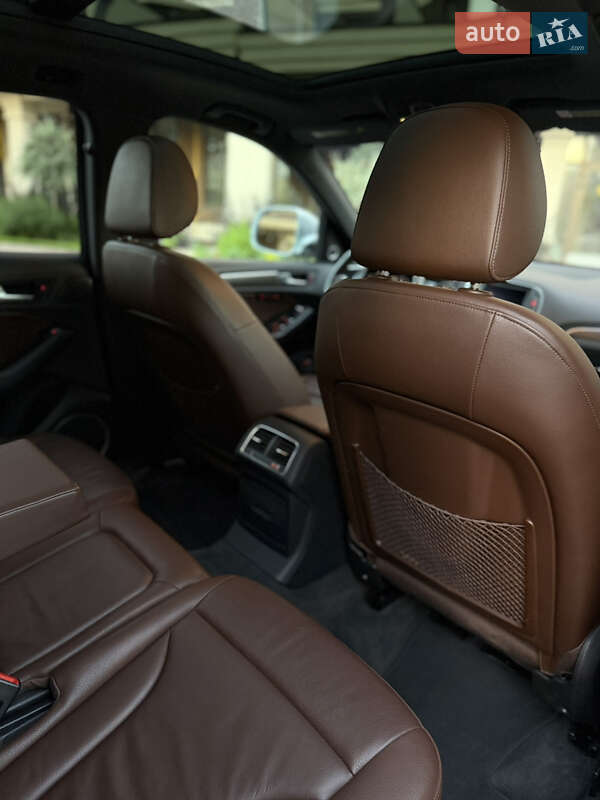 Внедорожник / Кроссовер Audi Q5 2014 в Киеве