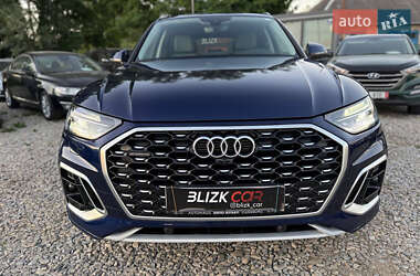 Внедорожник / Кроссовер Audi Q5 2022 в 