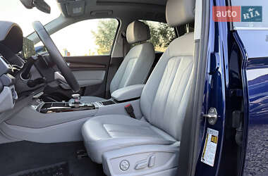 Внедорожник / Кроссовер Audi Q5 2022 в 