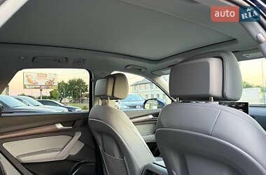 Внедорожник / Кроссовер Audi Q5 2022 в 