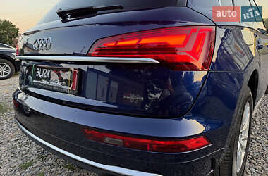 Внедорожник / Кроссовер Audi Q5 2022 в 