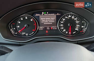 Внедорожник / Кроссовер Audi Q5 2022 в 