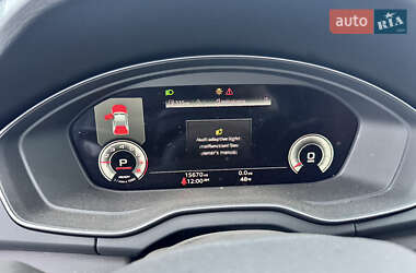 Внедорожник / Кроссовер Audi Q5 2022 в 