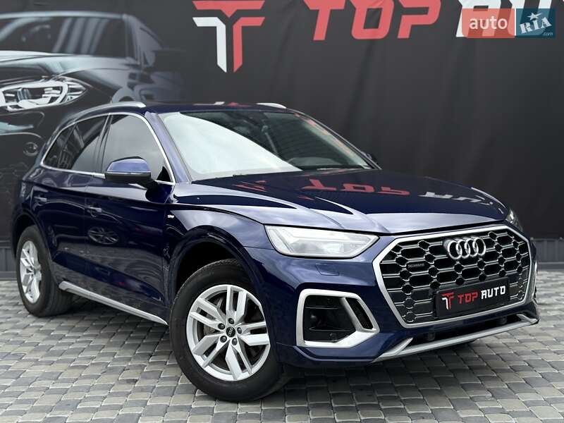 Внедорожник / Кроссовер Audi Q5 2022 в Львове