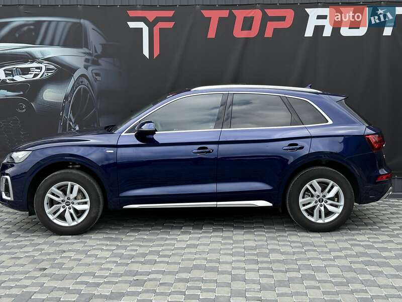 Внедорожник / Кроссовер Audi Q5 2022 в Львове