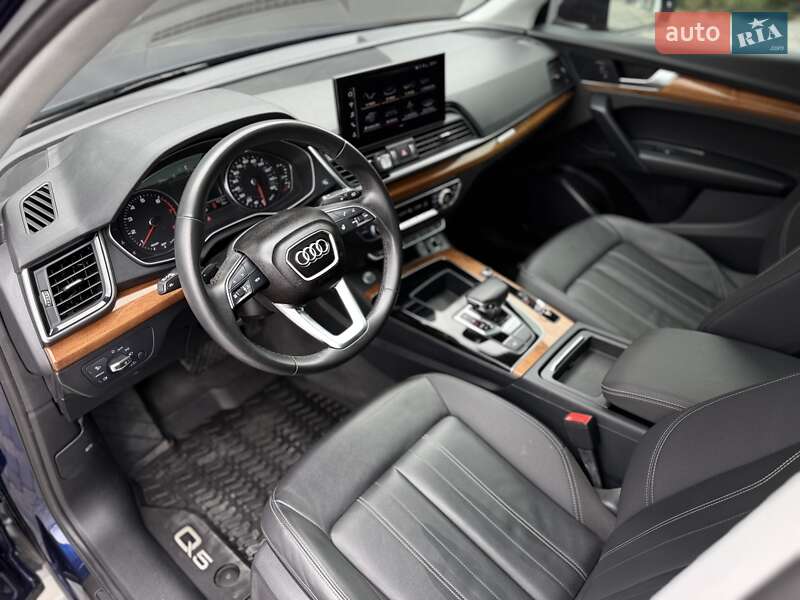 Внедорожник / Кроссовер Audi Q5 2022 в Львове