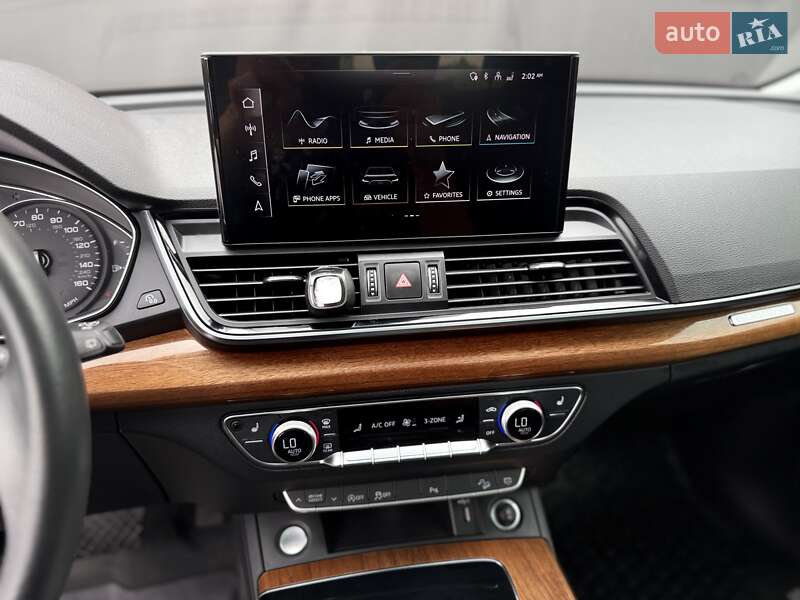 Внедорожник / Кроссовер Audi Q5 2022 в Львове