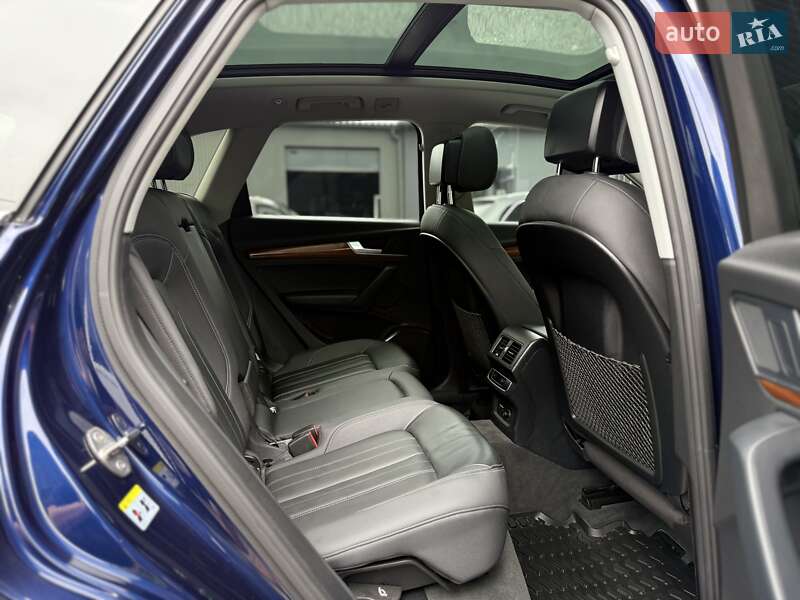 Внедорожник / Кроссовер Audi Q5 2022 в Львове