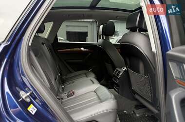 Внедорожник / Кроссовер Audi Q5 2022 в 