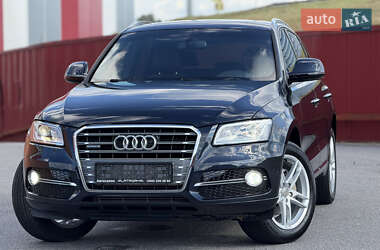 Внедорожник / Кроссовер Audi Q5 2016 в 
