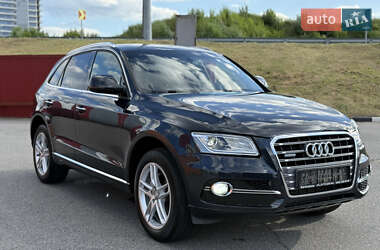 Внедорожник / Кроссовер Audi Q5 2016 в 