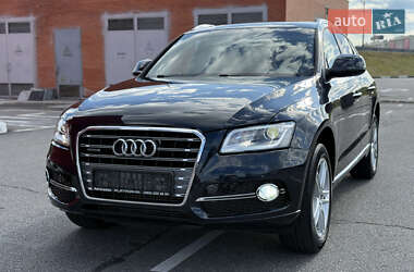 Внедорожник / Кроссовер Audi Q5 2016 в 