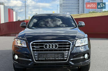 Внедорожник / Кроссовер Audi Q5 2016 в 