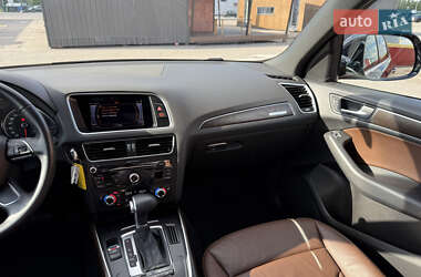 Внедорожник / Кроссовер Audi Q5 2016 в 