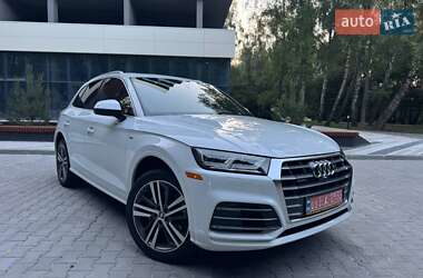 Внедорожник / Кроссовер Audi Q5 2019 в Тернополе