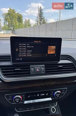 Внедорожник / Кроссовер Audi Q5 2017 в 