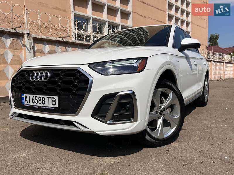 Позашляховик / Кросовер Audi Q5 2022 в Києві