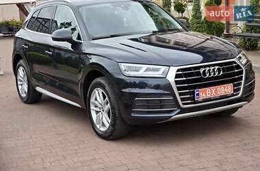 Внедорожник / Кроссовер Audi Q5 2019 в 