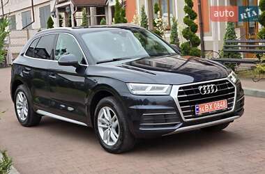 Внедорожник / Кроссовер Audi Q5 2019 в 