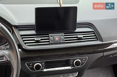Внедорожник / Кроссовер Audi Q5 2019 в 