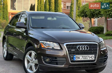 Внедорожник / Кроссовер Audi Q5 2010 в Ровно