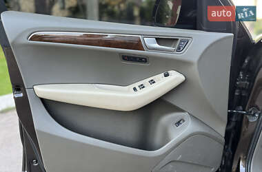 Внедорожник / Кроссовер Audi Q5 2010 в 