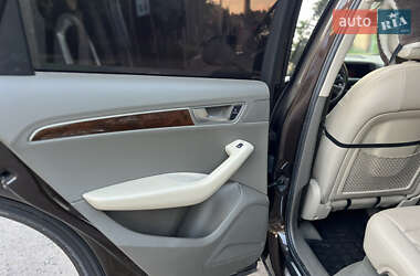 Внедорожник / Кроссовер Audi Q5 2010 в 