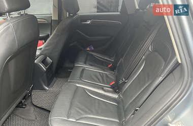 Внедорожник / Кроссовер Audi Q5 2010 в 