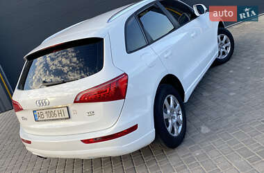 Позашляховик / Кросовер Audi Q5 2012 в 
