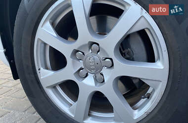 Позашляховик / Кросовер Audi Q5 2012 в 