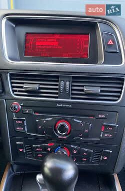 Позашляховик / Кросовер Audi Q5 2012 в 