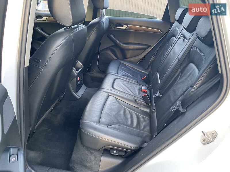 Внедорожник / Кроссовер Audi Q5 2012 в Виннице