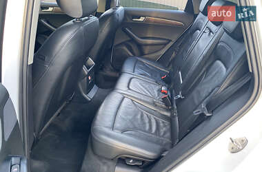 Позашляховик / Кросовер Audi Q5 2012 в 