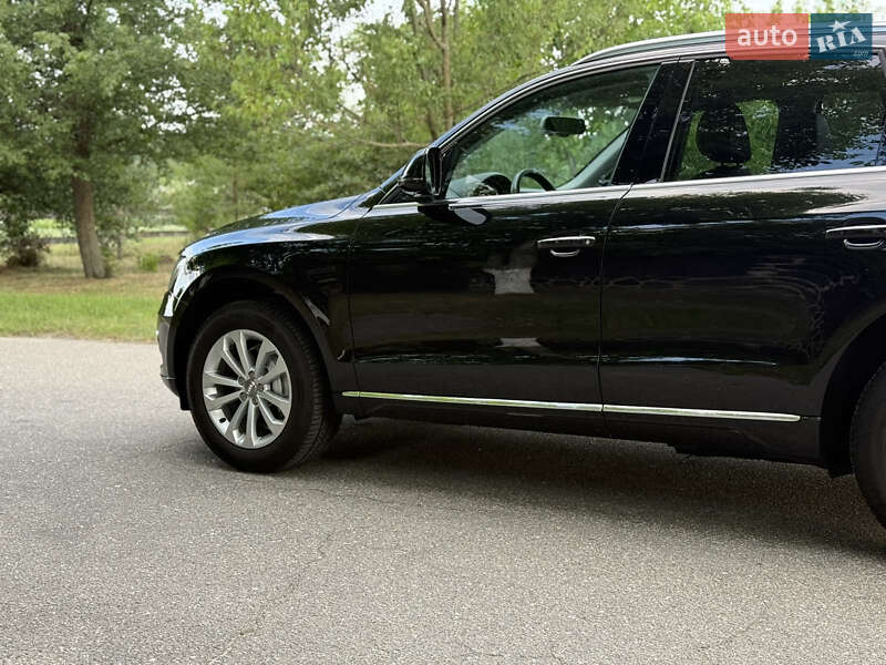 Внедорожник / Кроссовер Audi Q5 2014 в Корсуне-Шевченковском