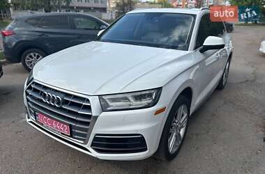 Внедорожник / Кроссовер Audi Q5 2018 в Полтаве