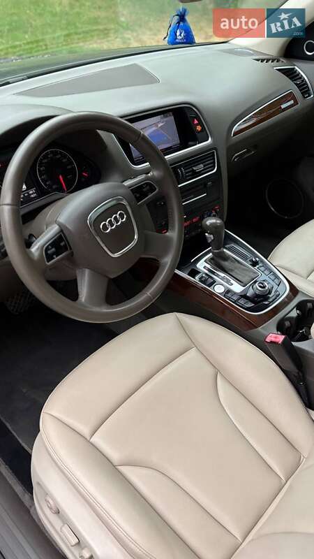 Внедорожник / Кроссовер Audi Q5 2012 в Николаеве