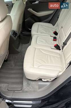 Позашляховик / Кросовер Audi Q5 2012 в 
