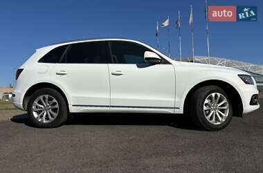 Позашляховик / Кросовер Audi Q5 2013 в 