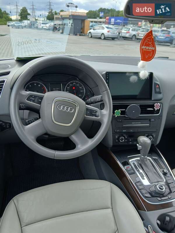 Позашляховик / Кросовер Audi Q5 2011 в Полтаві