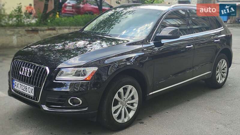 Внедорожник / Кроссовер Audi Q5 2016 в 