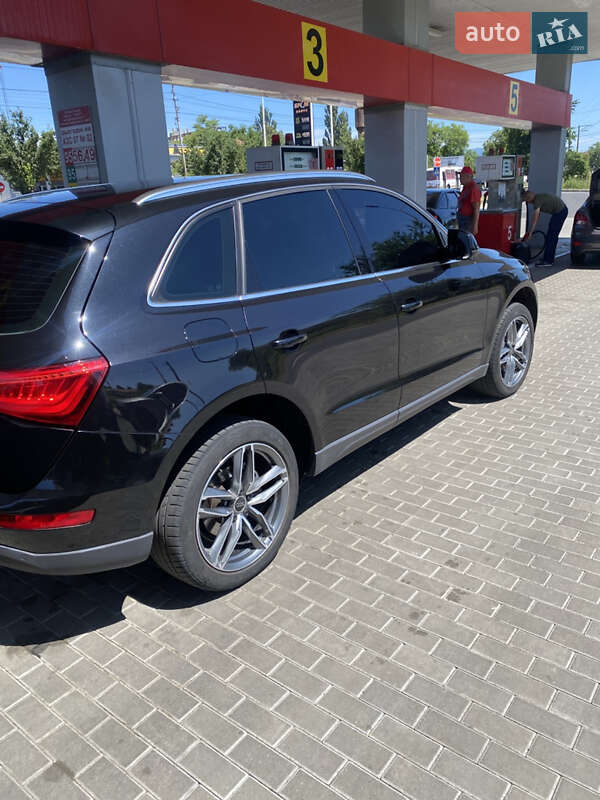Внедорожник / Кроссовер Audi Q5 2013 в Мукачево