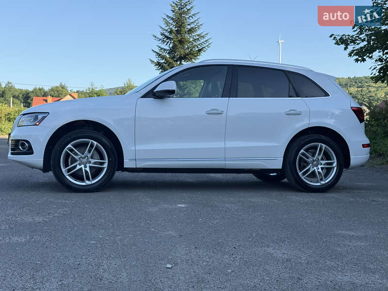 Внедорожник / Кроссовер Audi Q5 2015 в Самборе