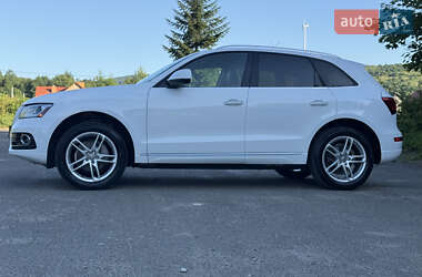 Внедорожник / Кроссовер Audi Q5 2015 в 