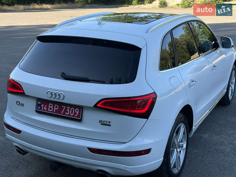 Внедорожник / Кроссовер Audi Q5 2015 в Самборе